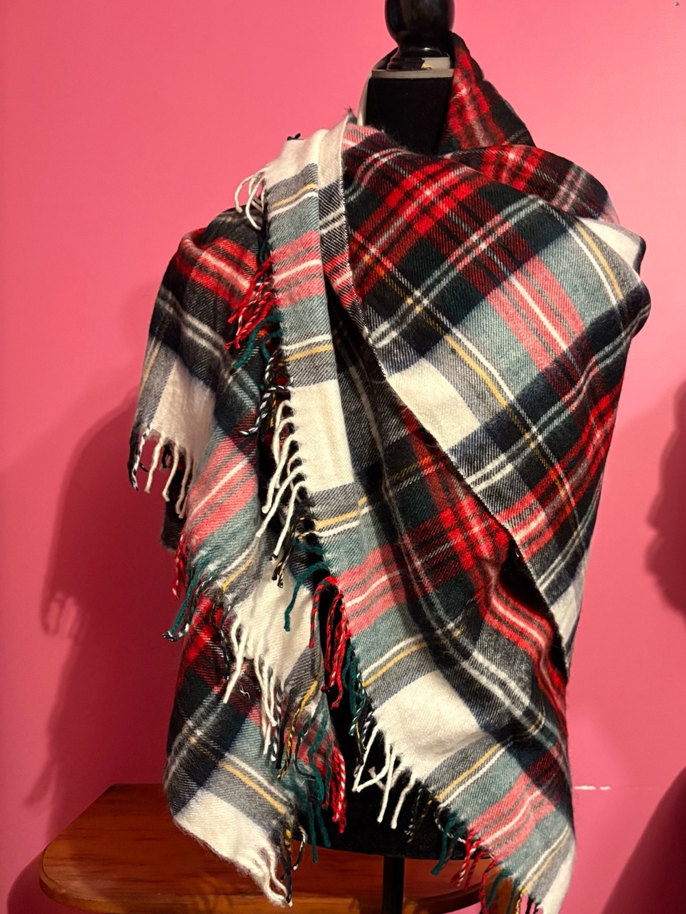 Plaid Fringe Throw Blanket Wrap - Red, Black & Cream